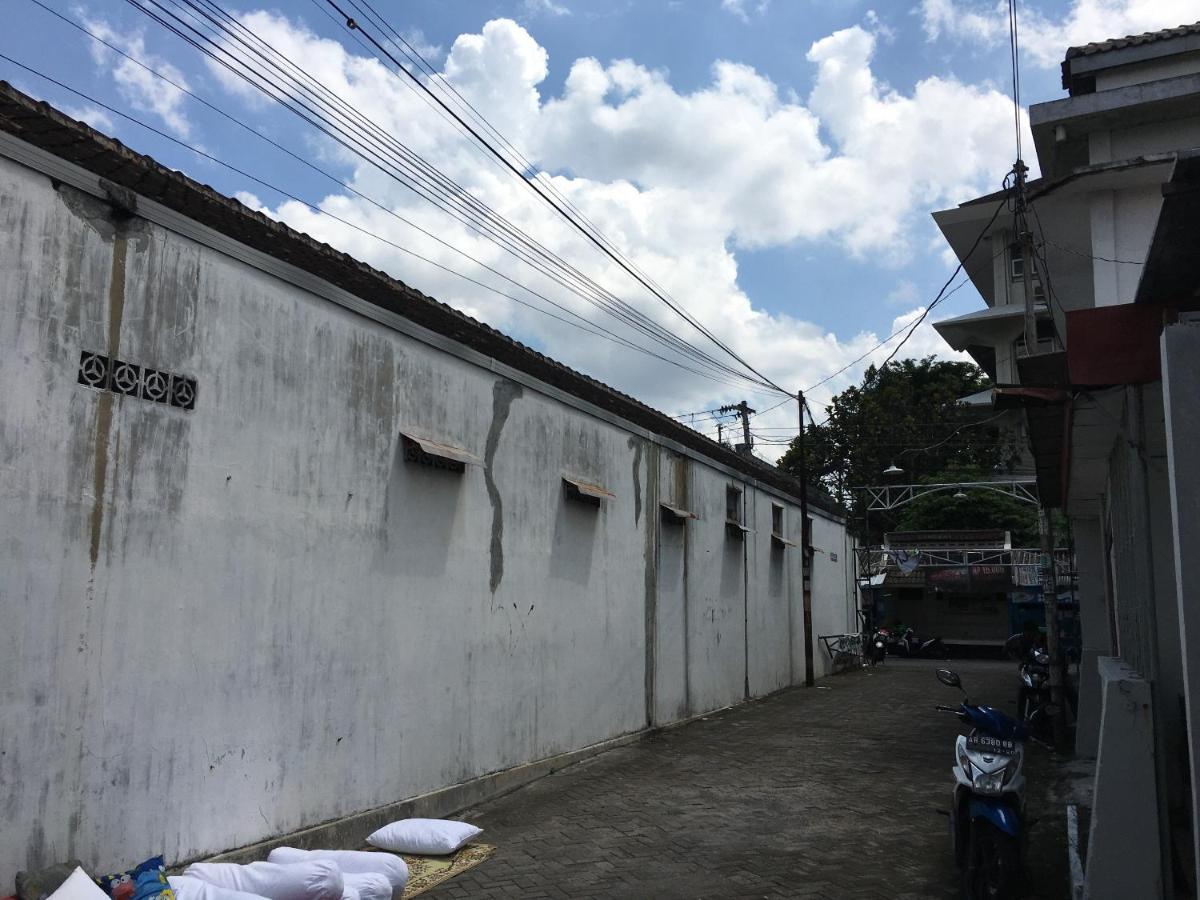 Tambak Bayan Guesthouse Kejayan Kültér fotó