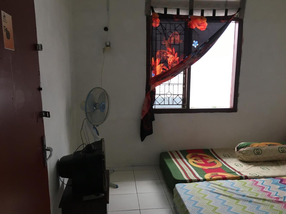 Tambak Bayan Guesthouse Kejayan Kültér fotó