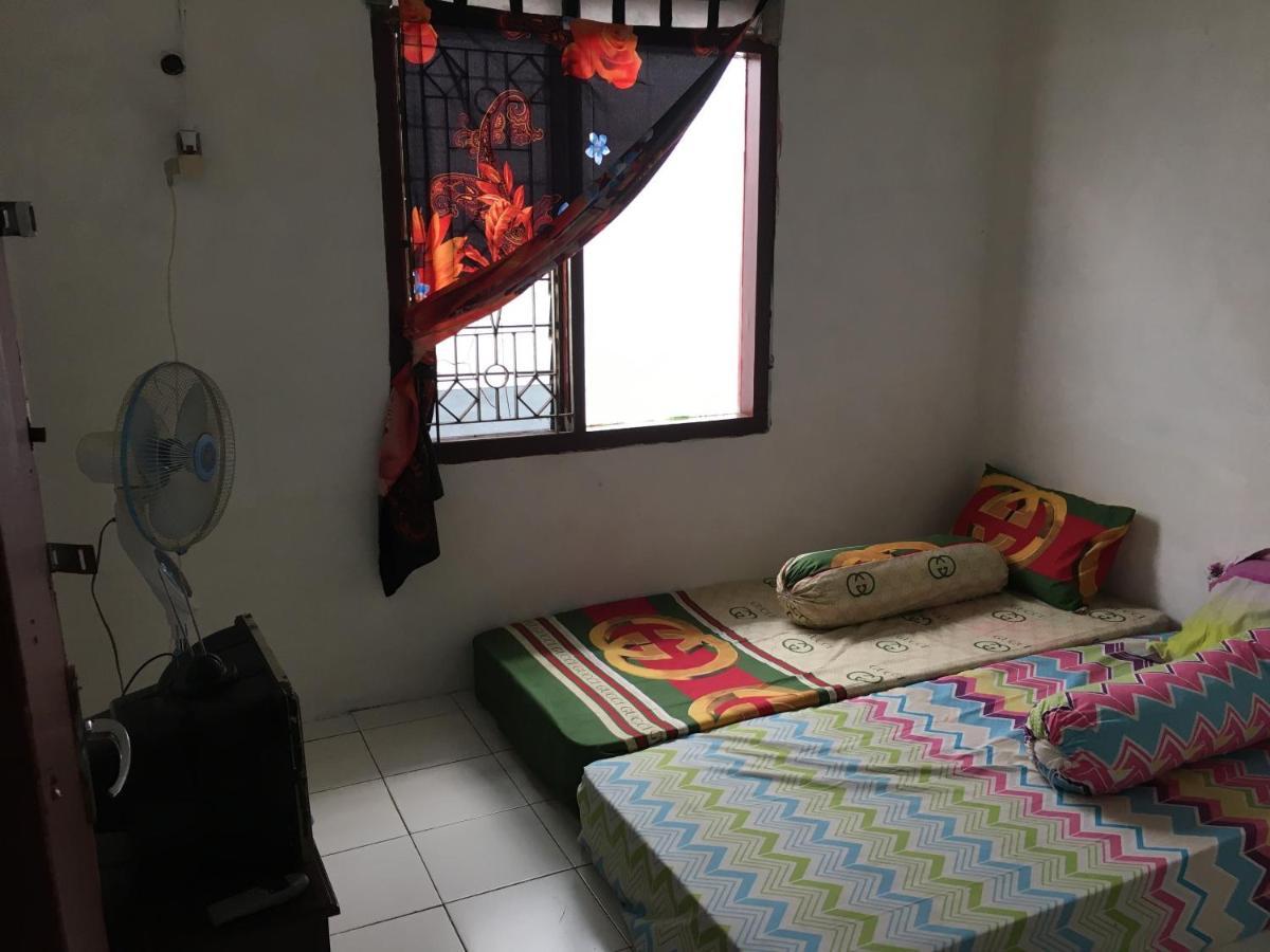 Tambak Bayan Guesthouse Kejayan Kültér fotó