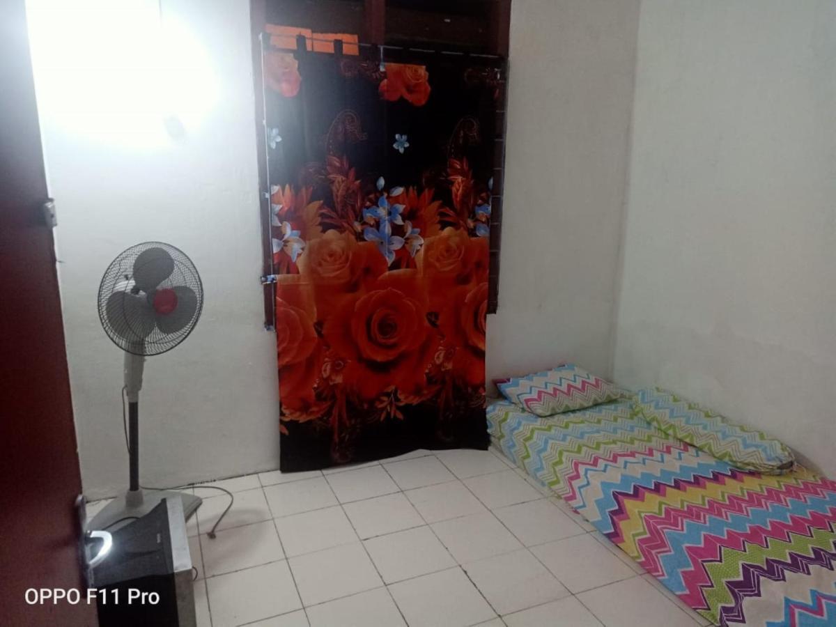 Tambak Bayan Guesthouse Kejayan Kültér fotó