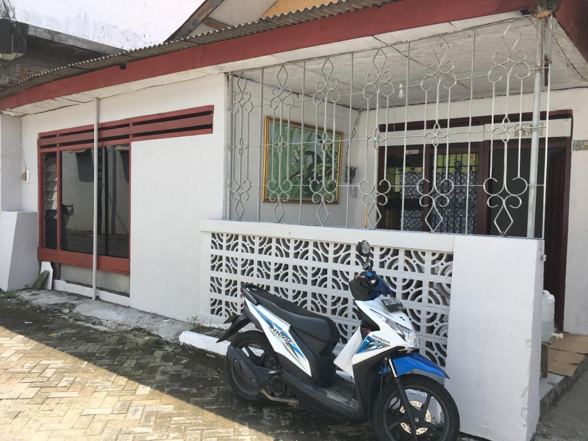 Tambak Bayan Guesthouse Kejayan Kültér fotó